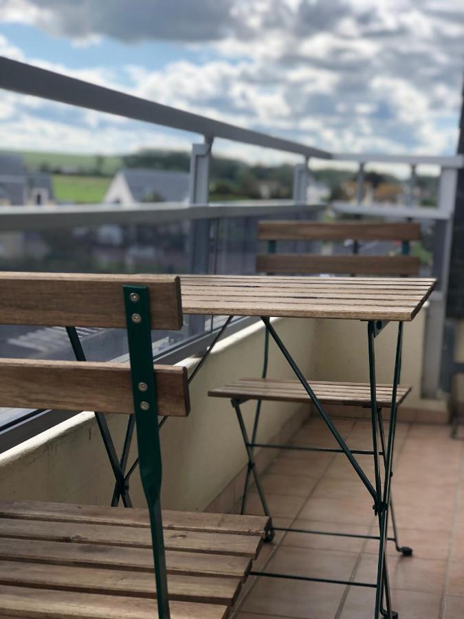 Bleu Sale - F2 Courseulles Avec Balcon Daire Dış mekan fotoğraf